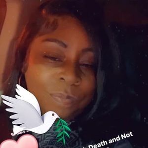 Meet your Posher, Angie